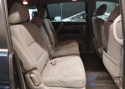 2016 Honda Odyssey Se z USA, uszkodzony, nr VIN 5FNRL5H3XGB004546